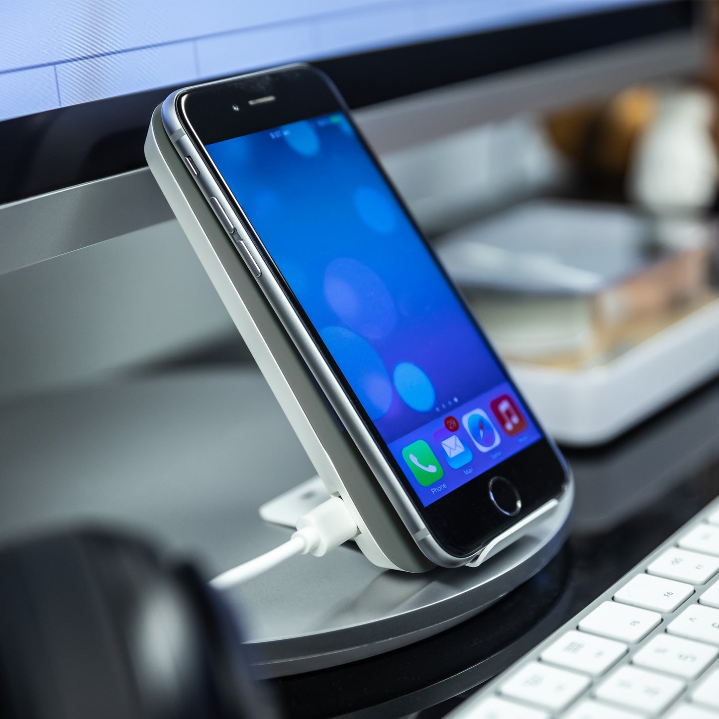The Rock Prontimus - Wireless Charging Stand