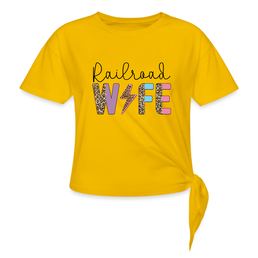 Railroad Wife Women's Knotted T-Shirt - sun yellow