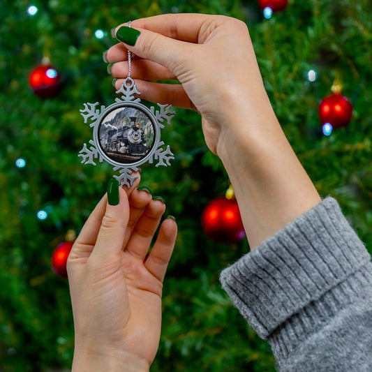 Steam Engine Pewter Snowflake Ornament - Broken Knuckle Apparel